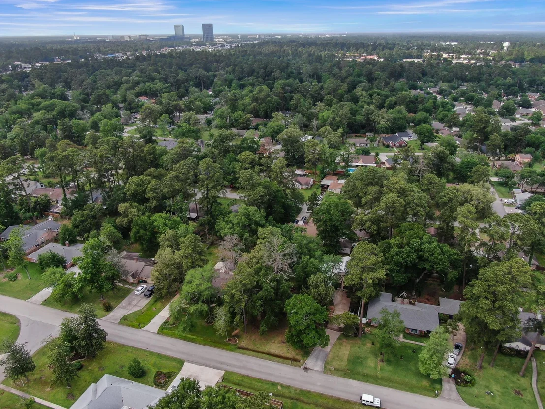Photo of 403 Spring Woods Drive