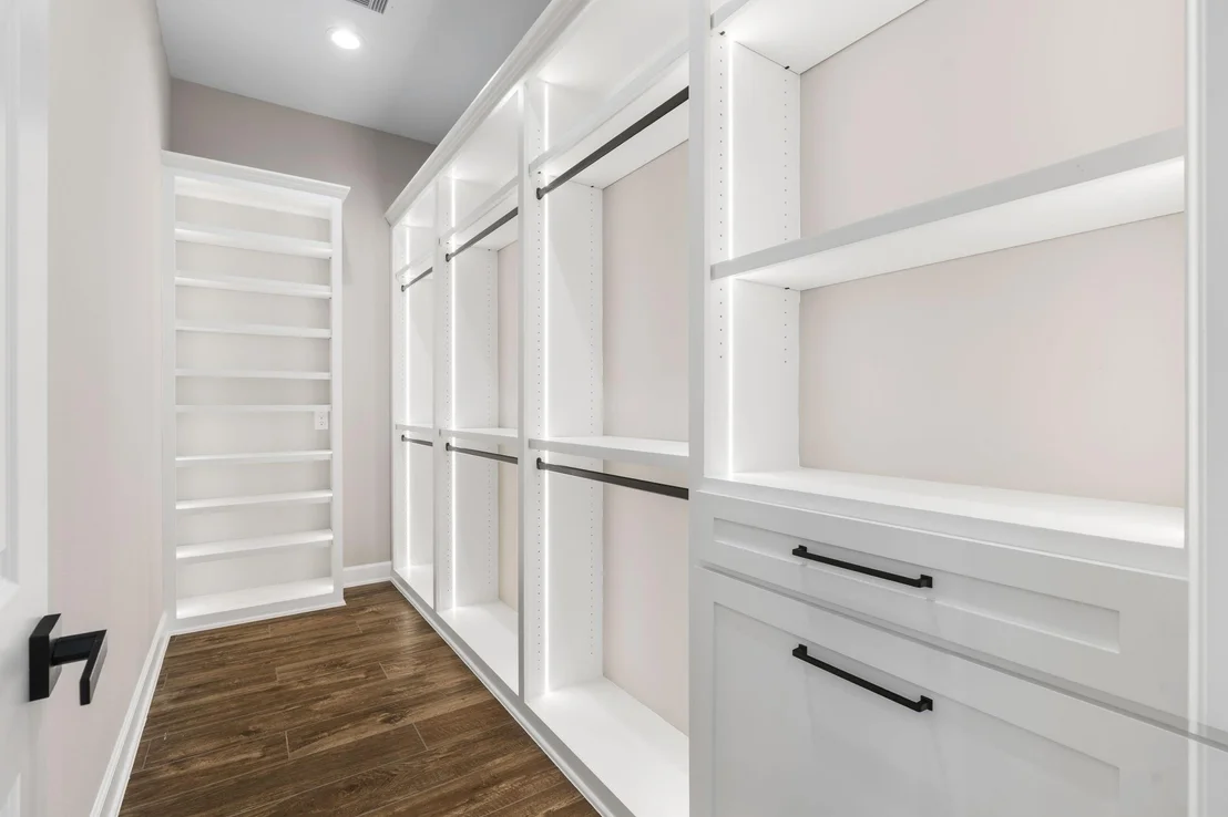 Photo of 7111 Lorna Road