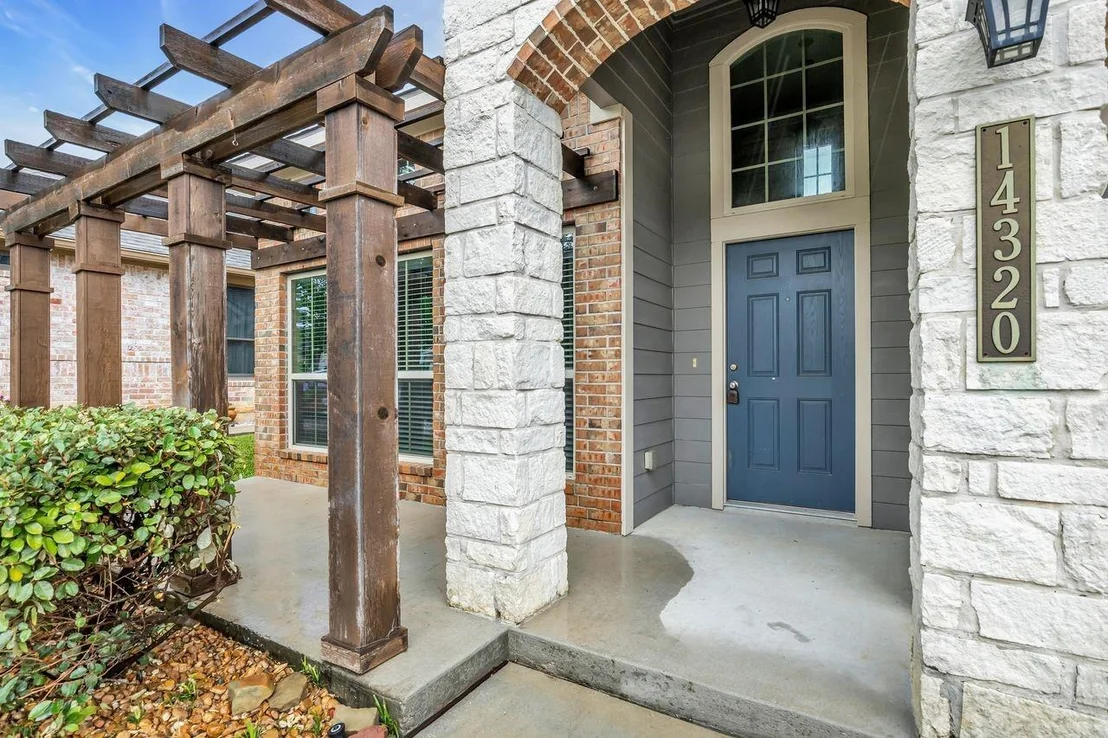 Photo of 14320 N Summerchase Circle