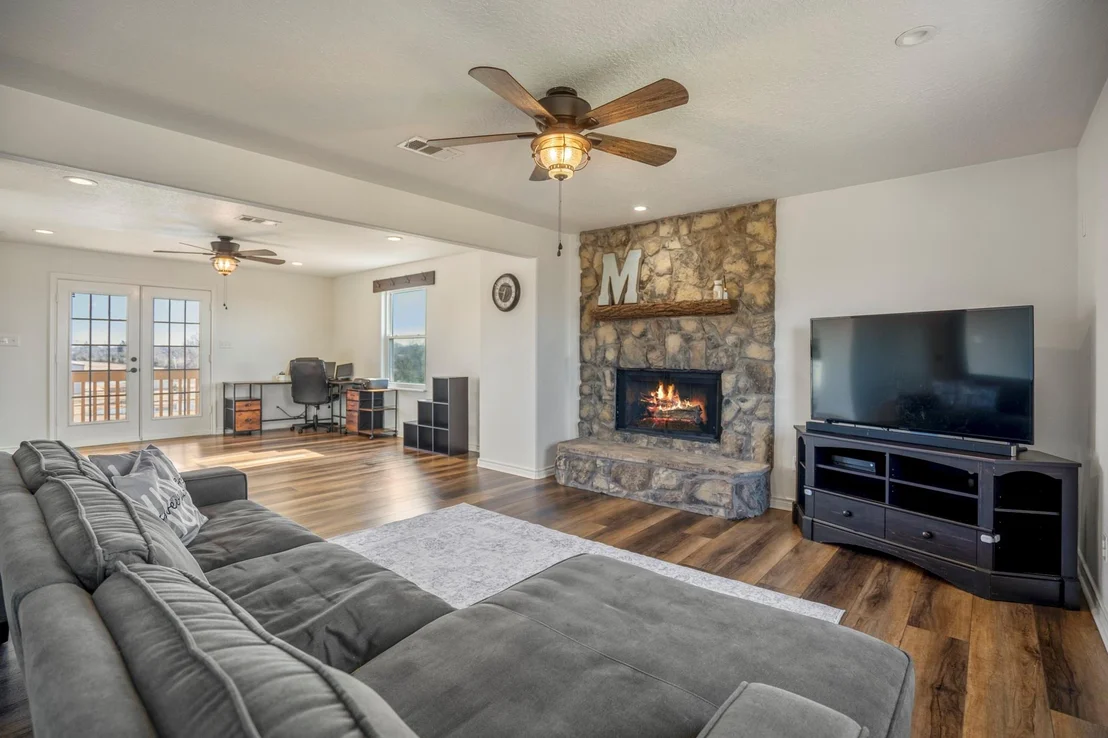 Photo of 10009 County Road 168