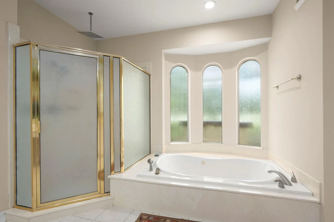 Photo of 8961 Fallsbrook Court