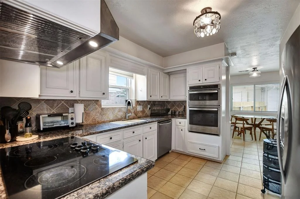 Photo of 11514 Chevy Chase Drive