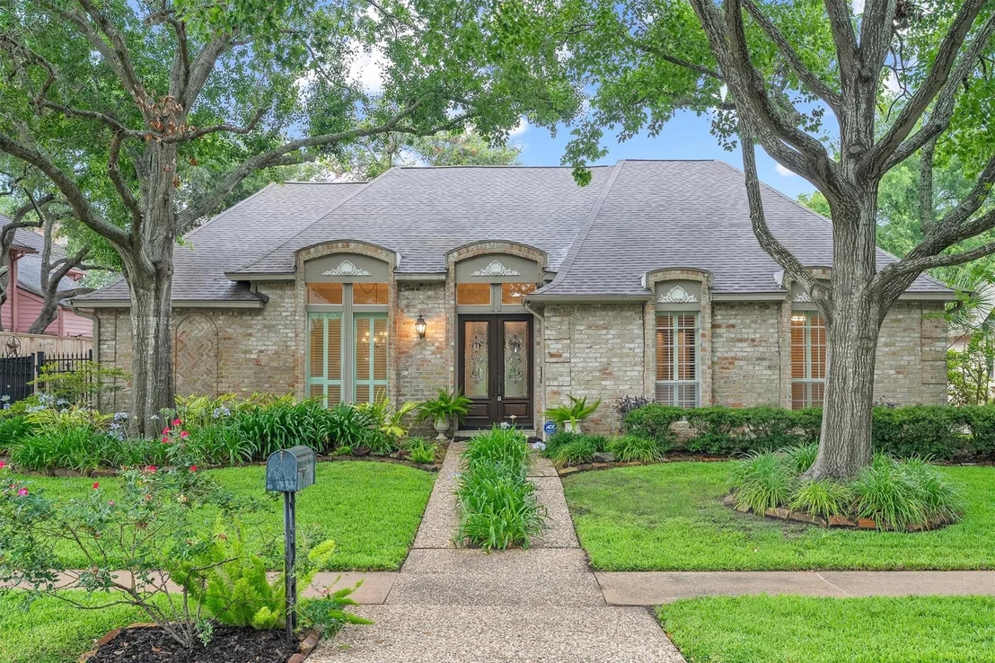 Photo of 12214 Maple Rock Drive