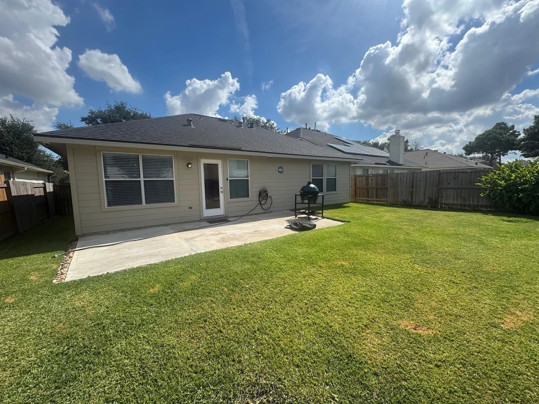 Photo of 6007 Shining Leaf Court
