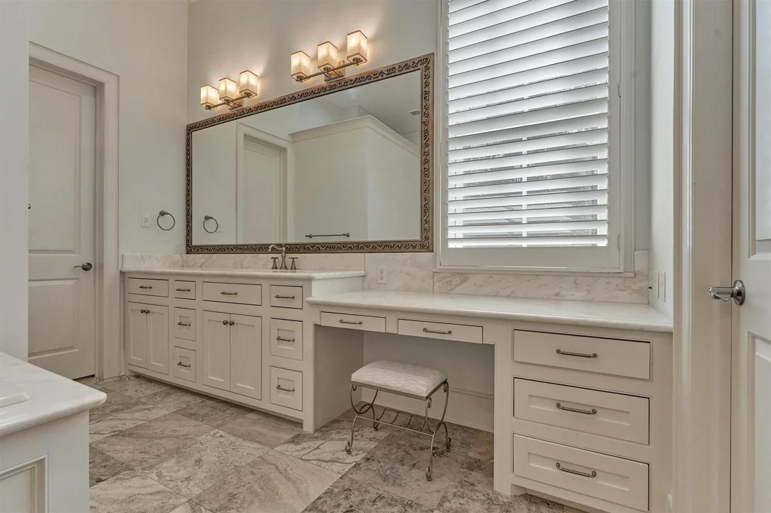 Photo of 22 E Shore Drive