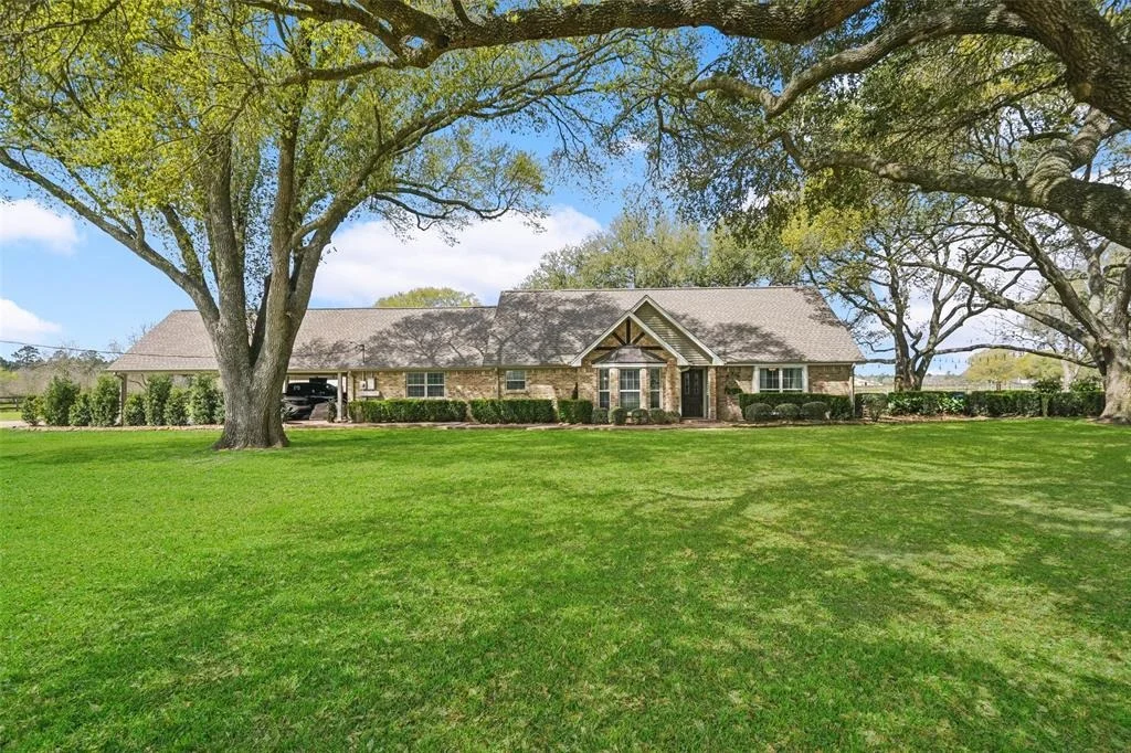 Photo of 21511 Kickapoo Road