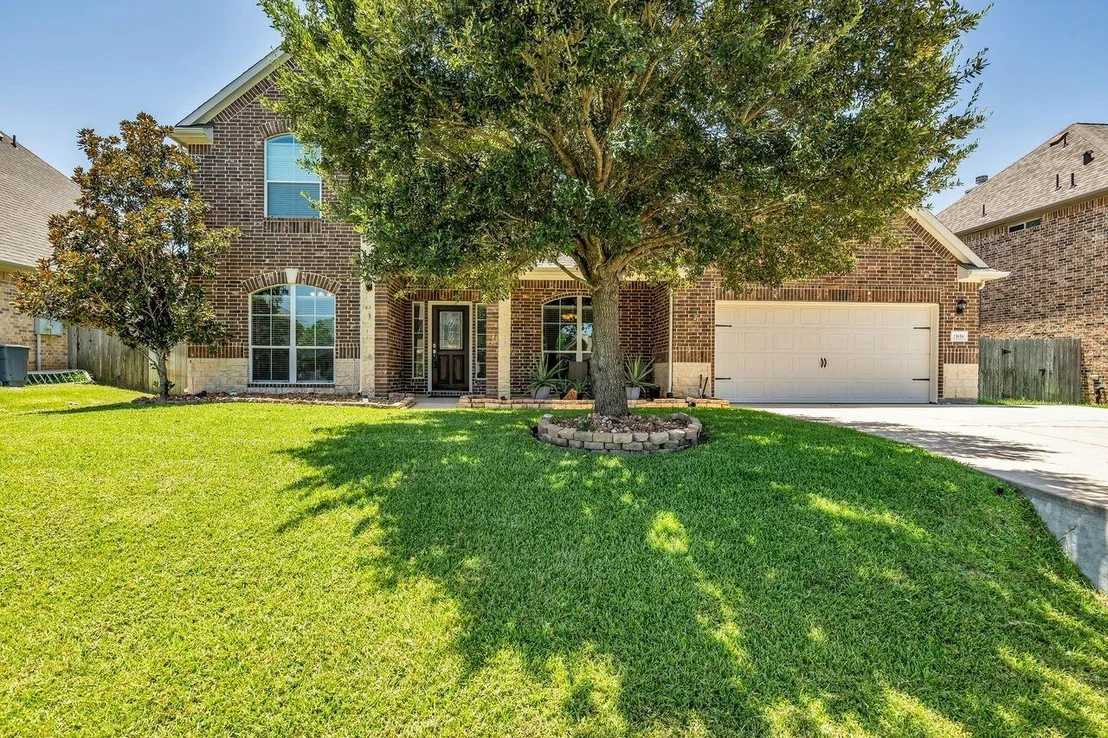 Photo of 13859 Shoreline Drive