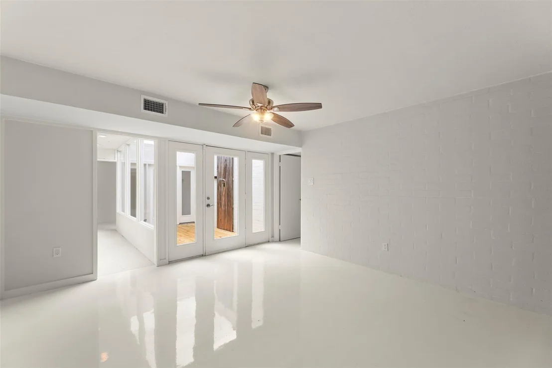Photo of 10211 Willowgrove Drive