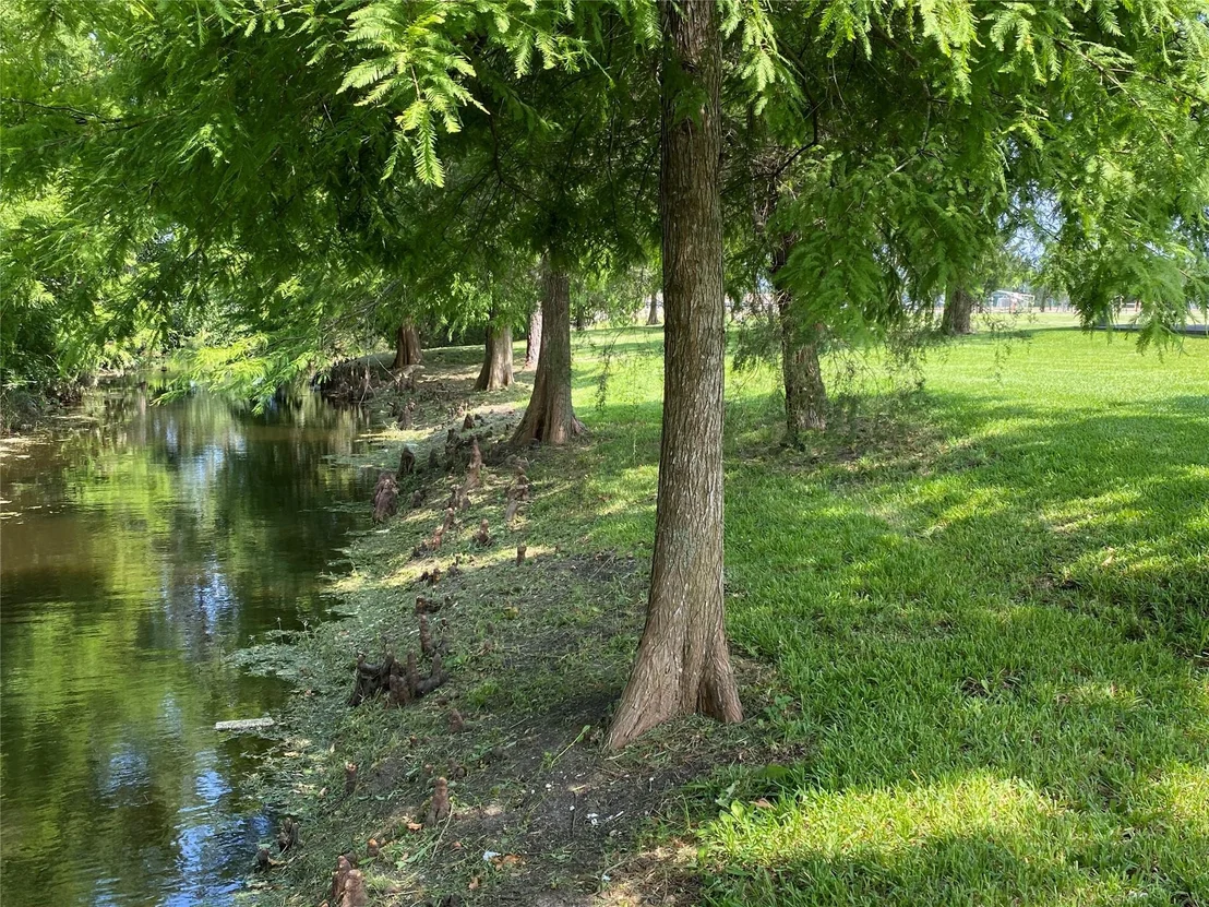 Photo of 2609 Hughes Road