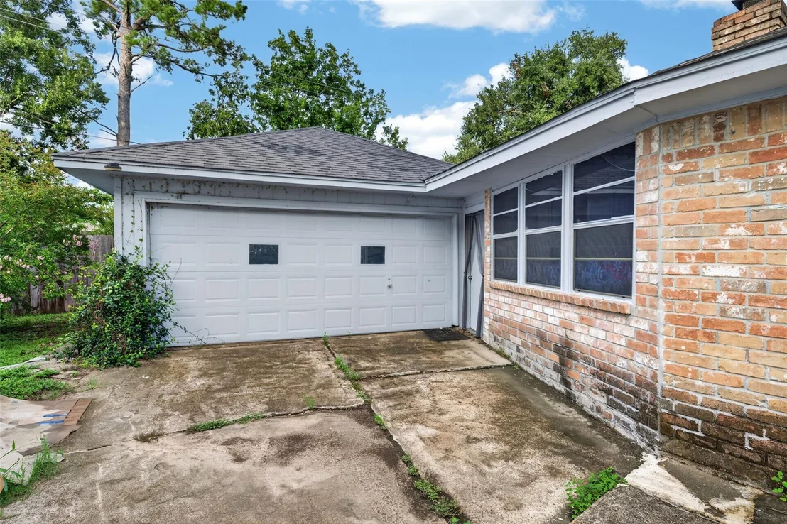 Photo of 5714 Arbor Vitae Drive