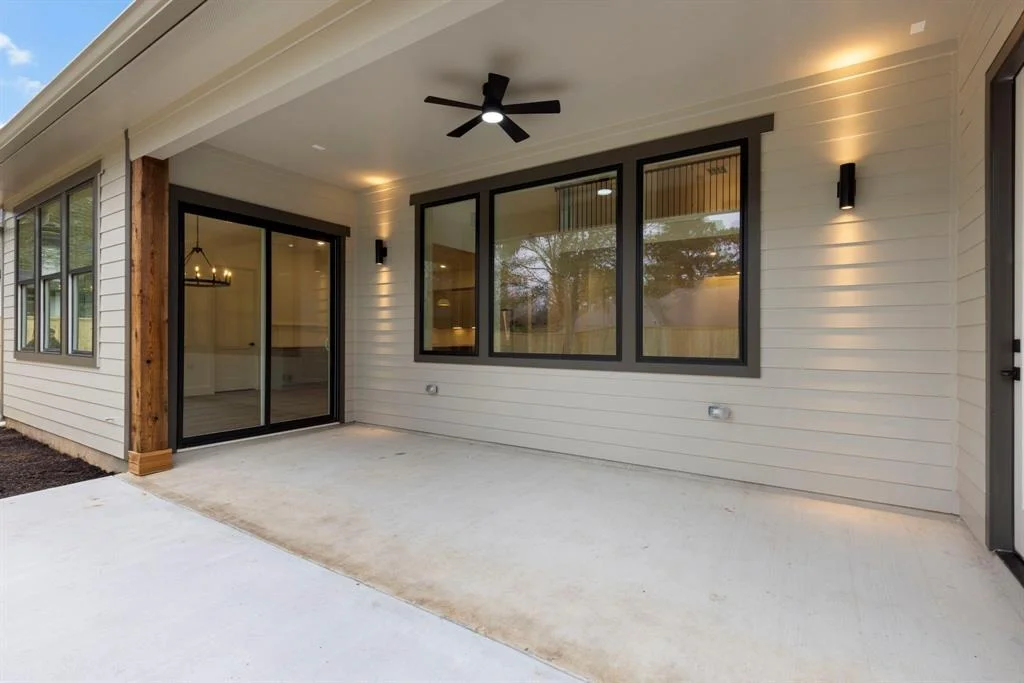 Photo of 21814 White Oak View Drive