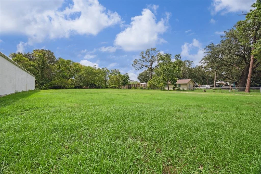 Photo of 2209 Hoskins Drive