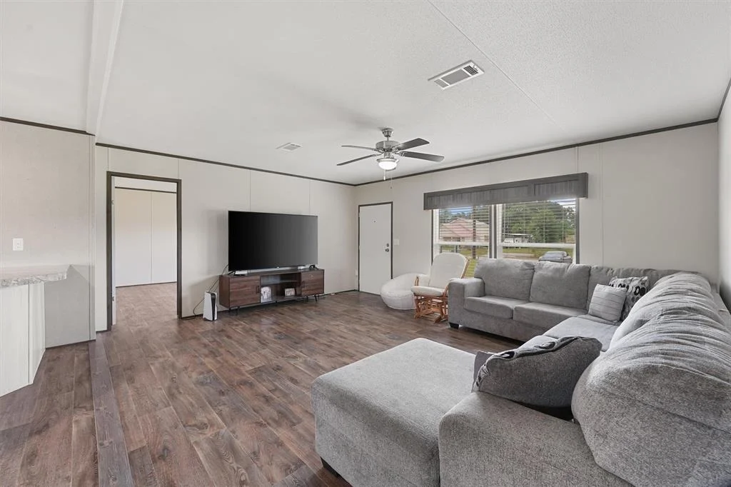 Photo of 843 County Road 5251