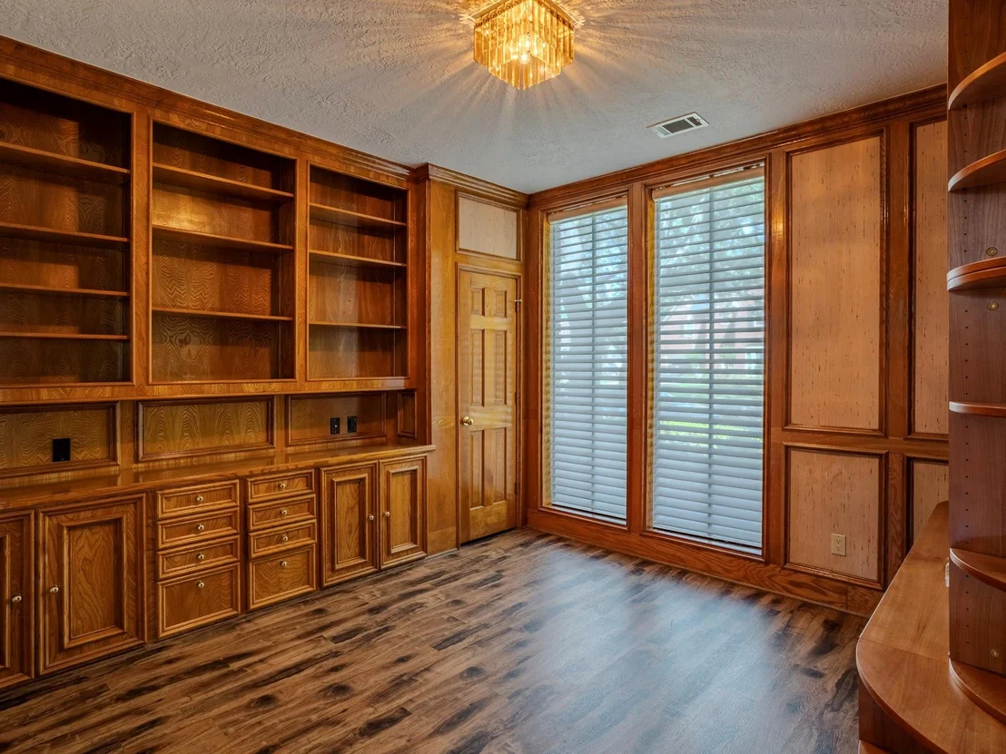 Photo of 3603 Springhill Lane