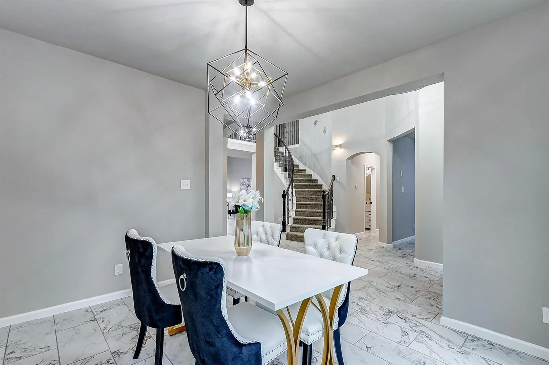 Photo of 1026 Riverchase Drive