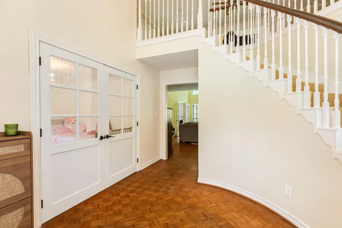 Photo of 110 Sequoia
