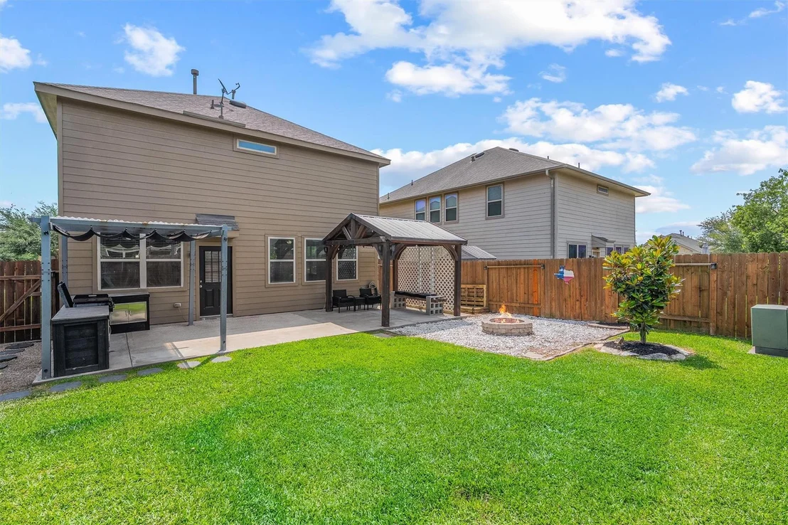Photo of 3611 Sumner Lodge Drive