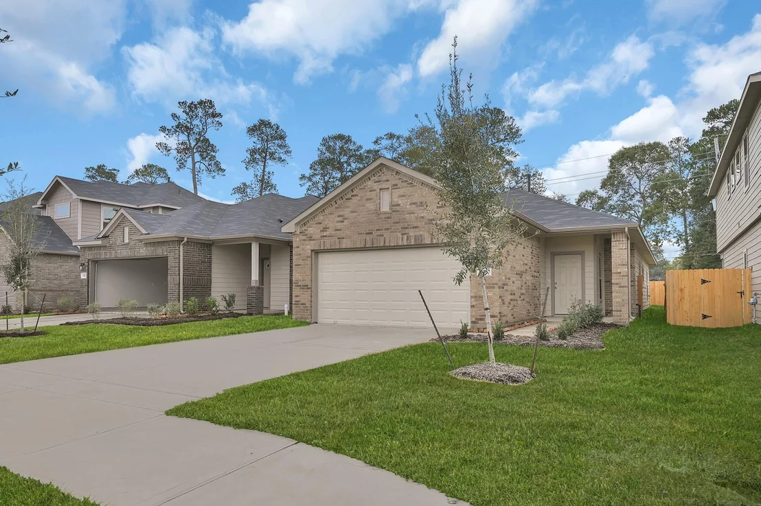 Photo of 216 Emerald Thicket Lane