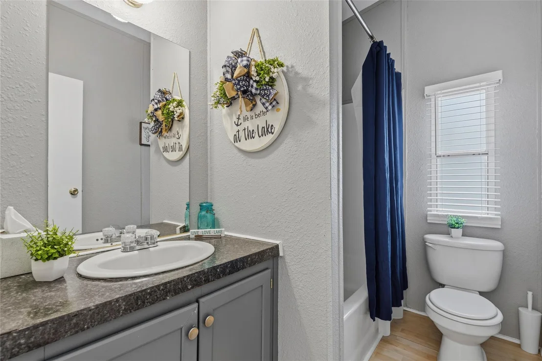 Photo of 460 Ridge Trail