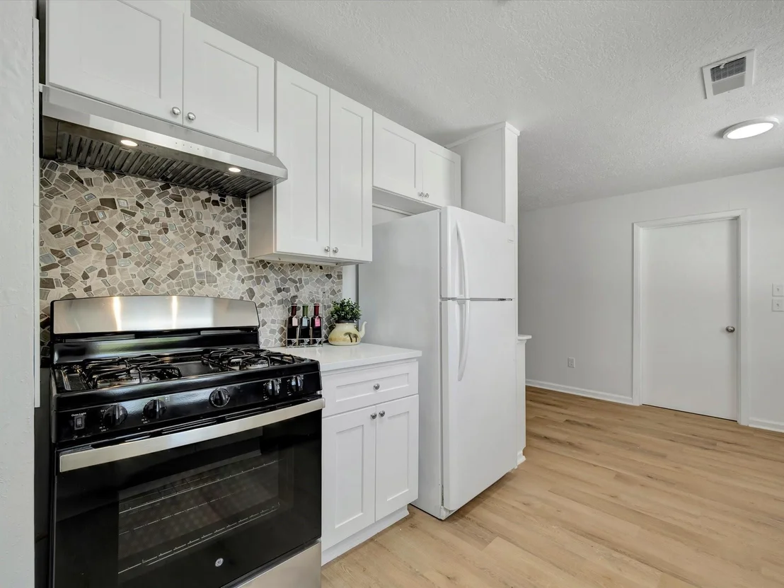 Photo of 1003 Richvale Lane