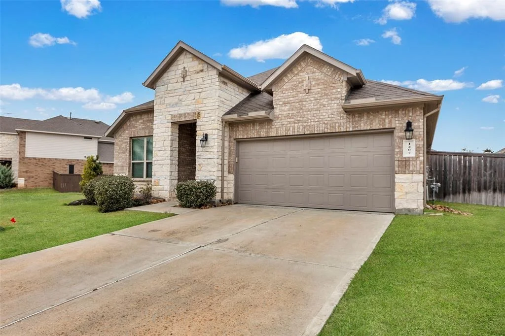 Photo of 1407 Crystal Falls Drive
