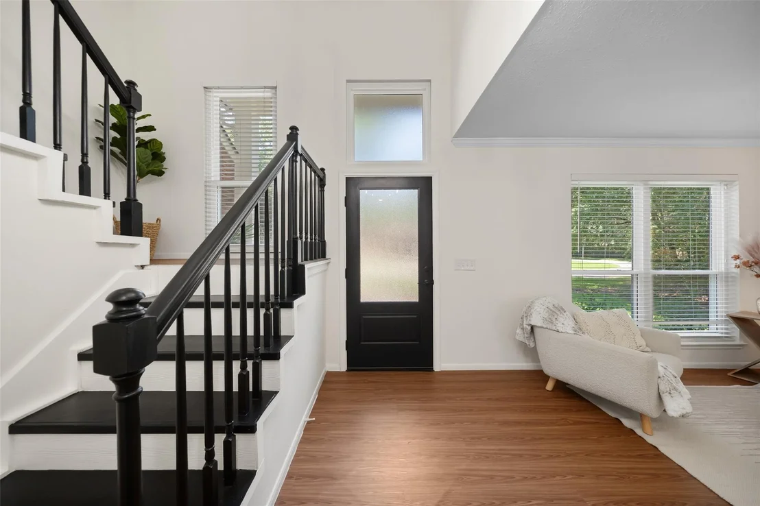 Photo of 3 E Stony Bridge Circle