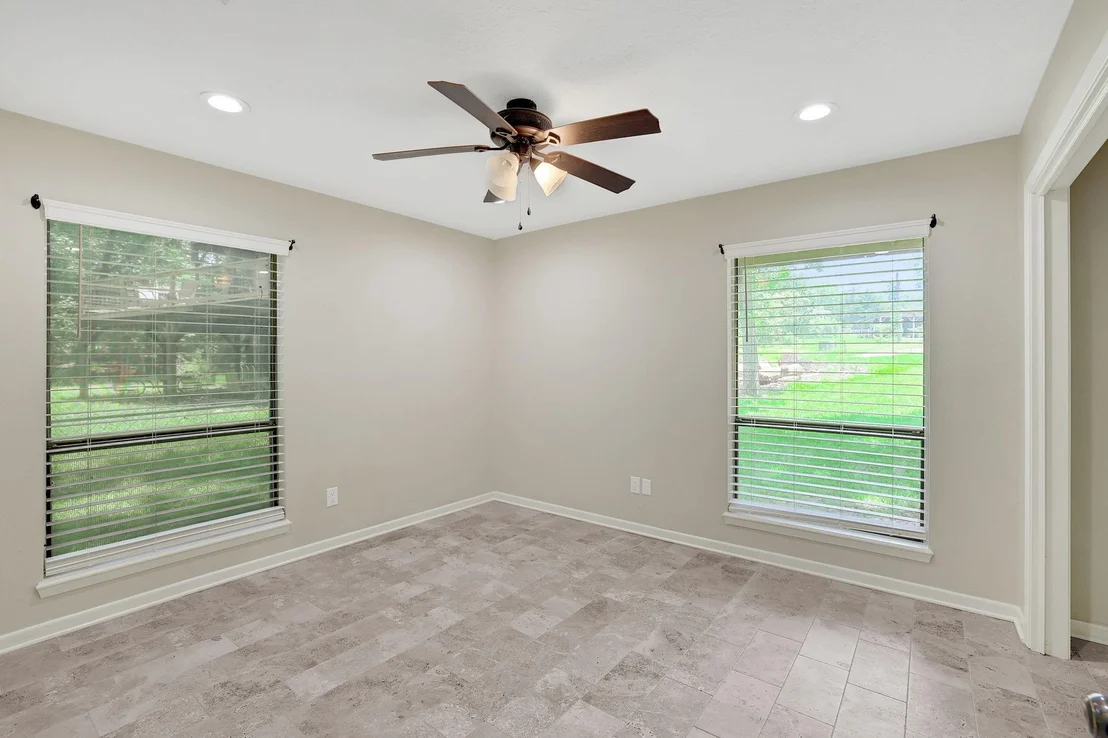 Photo of 31 Oak Cove Lane