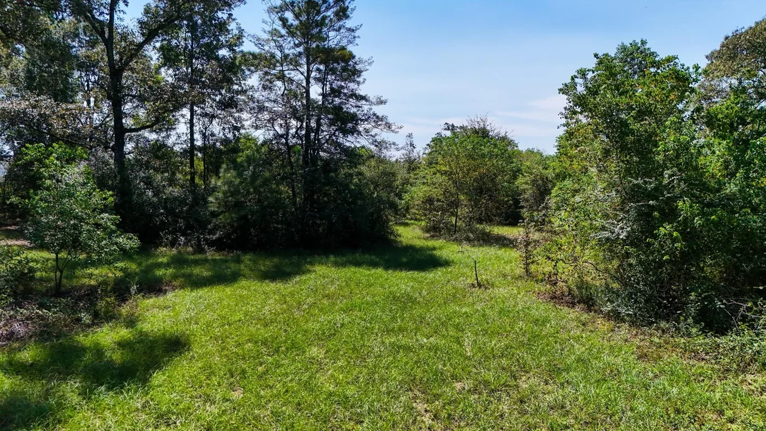 Photo of 17652 Hwy 105 E