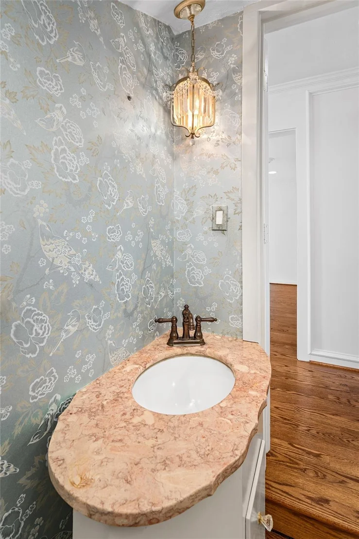 Photo of 2105 Del Monte Drive