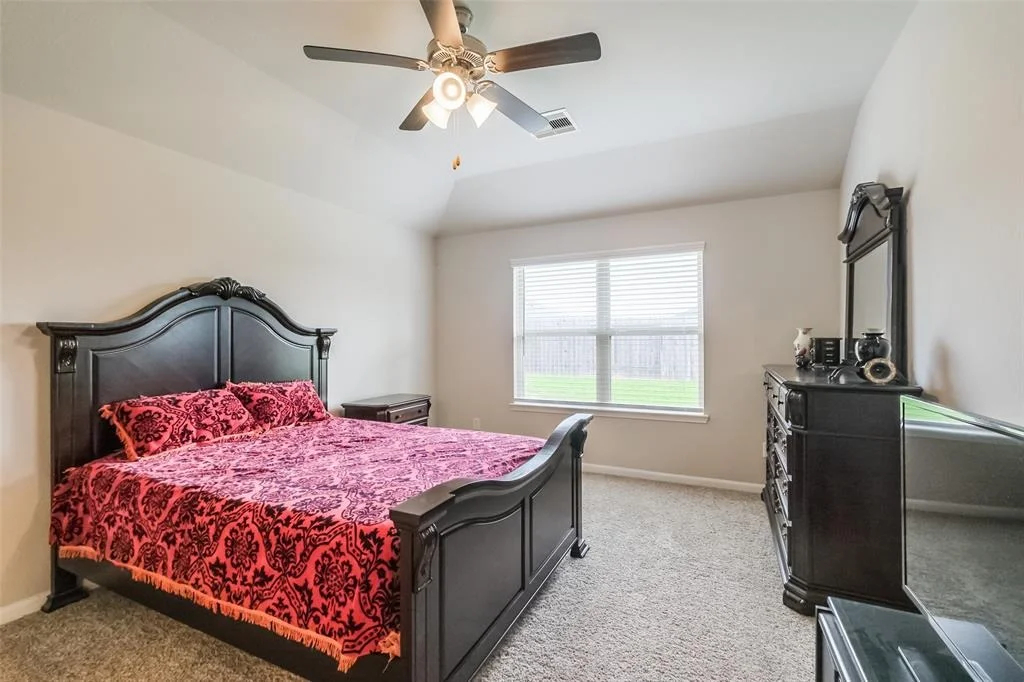 Photo of 9219 Hemlock Drive