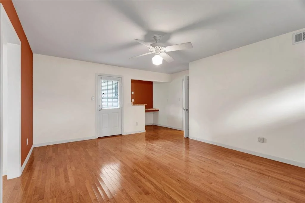 Photo of 2010 Oceanview Drive