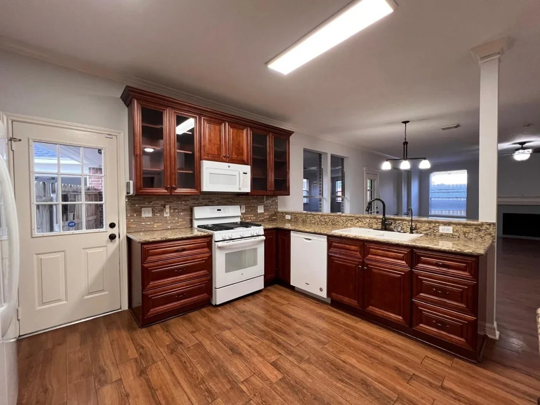 Photo of 2718 Sandpebble Drive