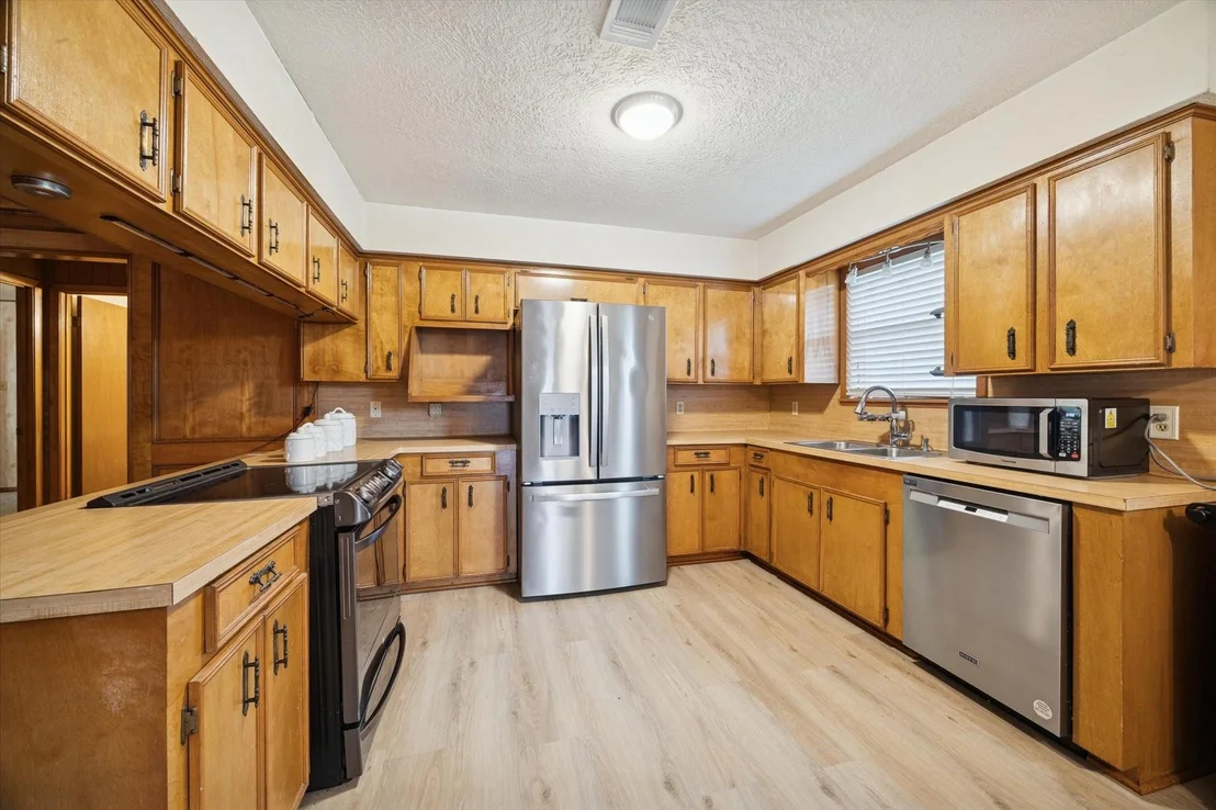 Photo of 1701 Alsobrooks Road