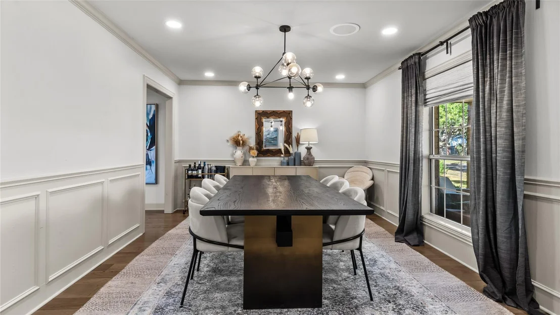 Photo of 5739 Valkeith Drive