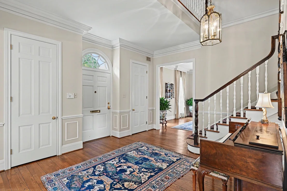 Photo of 6019 Stones Throw Road