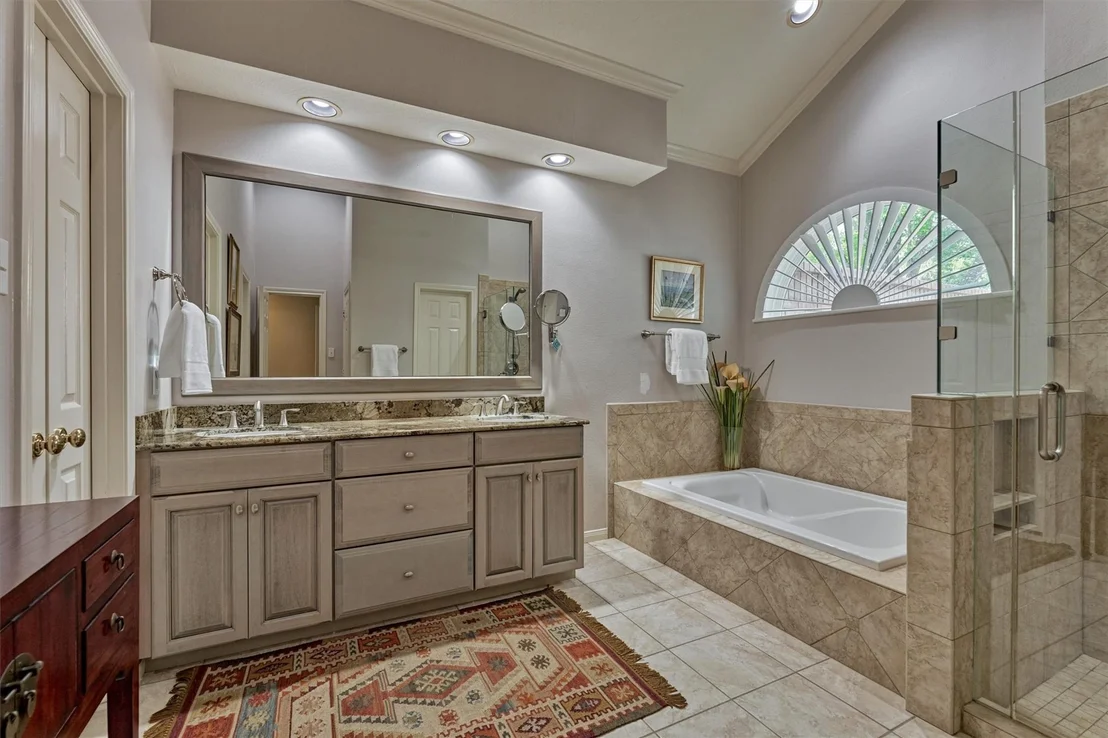 Photo of 46 N Copperknoll Circle