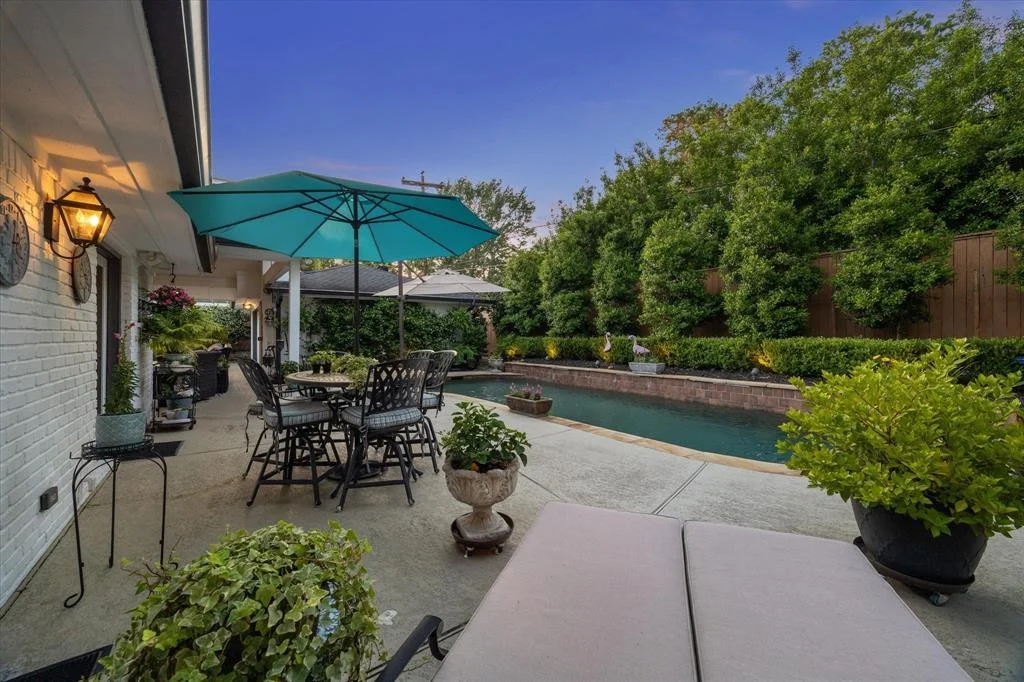 Photo of 10010 Briar Forest Drive