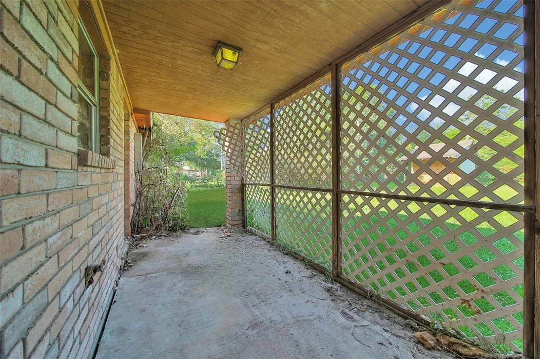 Photo of 16107 Escher Road