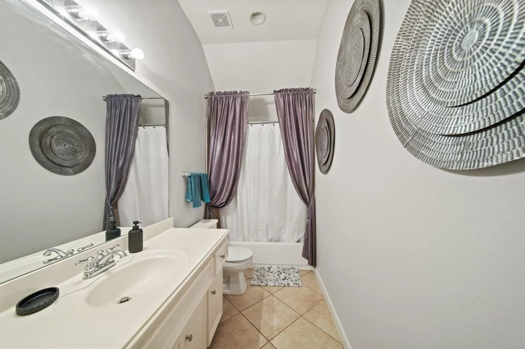 Photo of 2403 Shadow Oaks Drive
