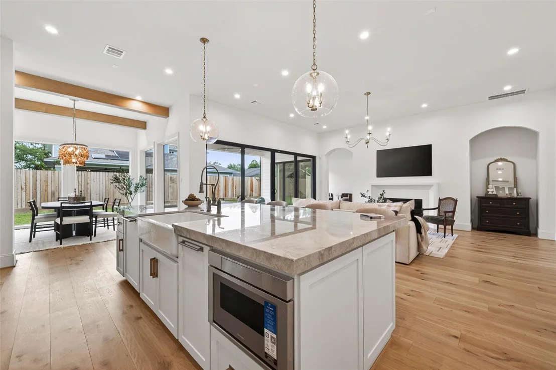 Photo of 1306 Curtin Street