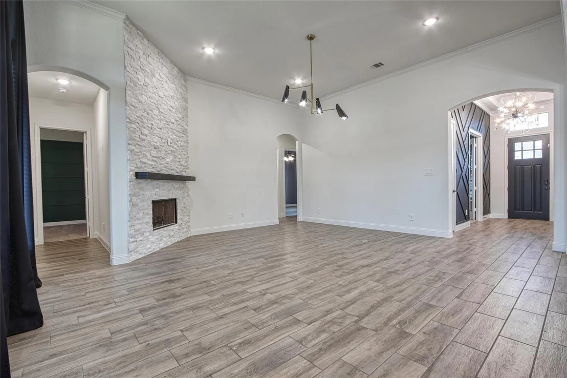 Photo of 3931 Monterrey Oak Way