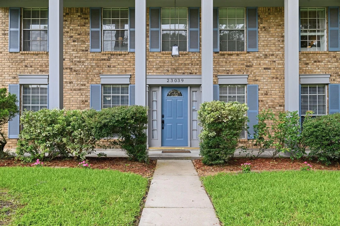 Photo of 23039 Indian Ridge Drive