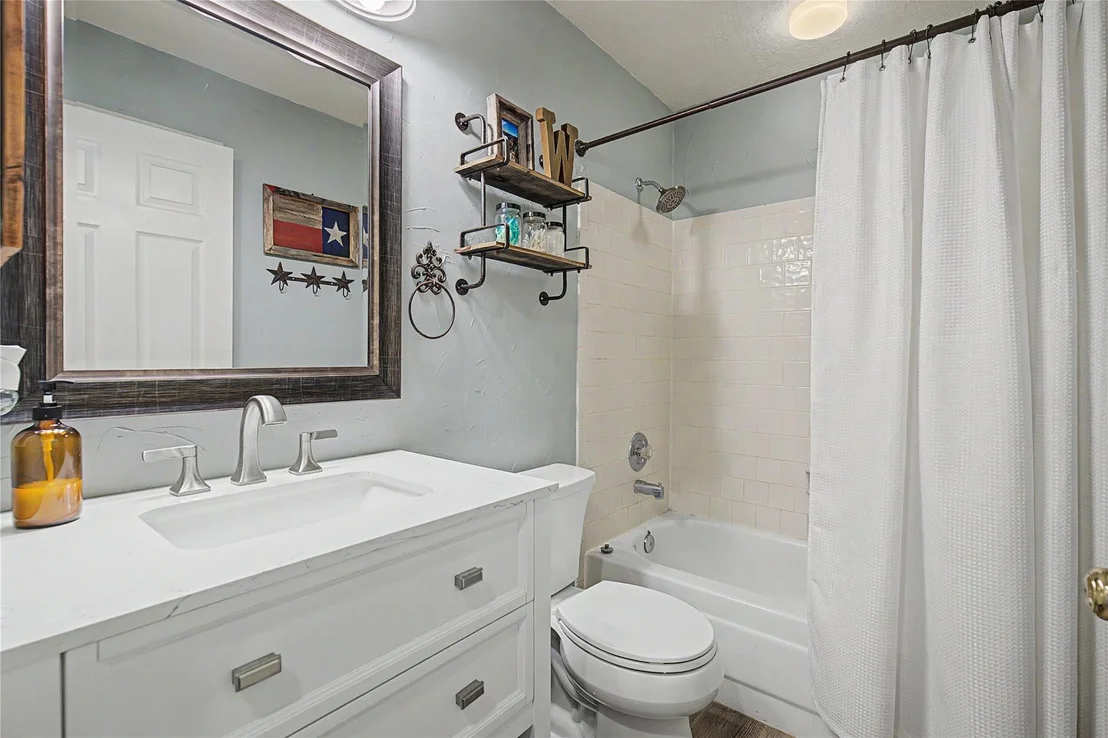Photo of 59 Laughing Brook Court