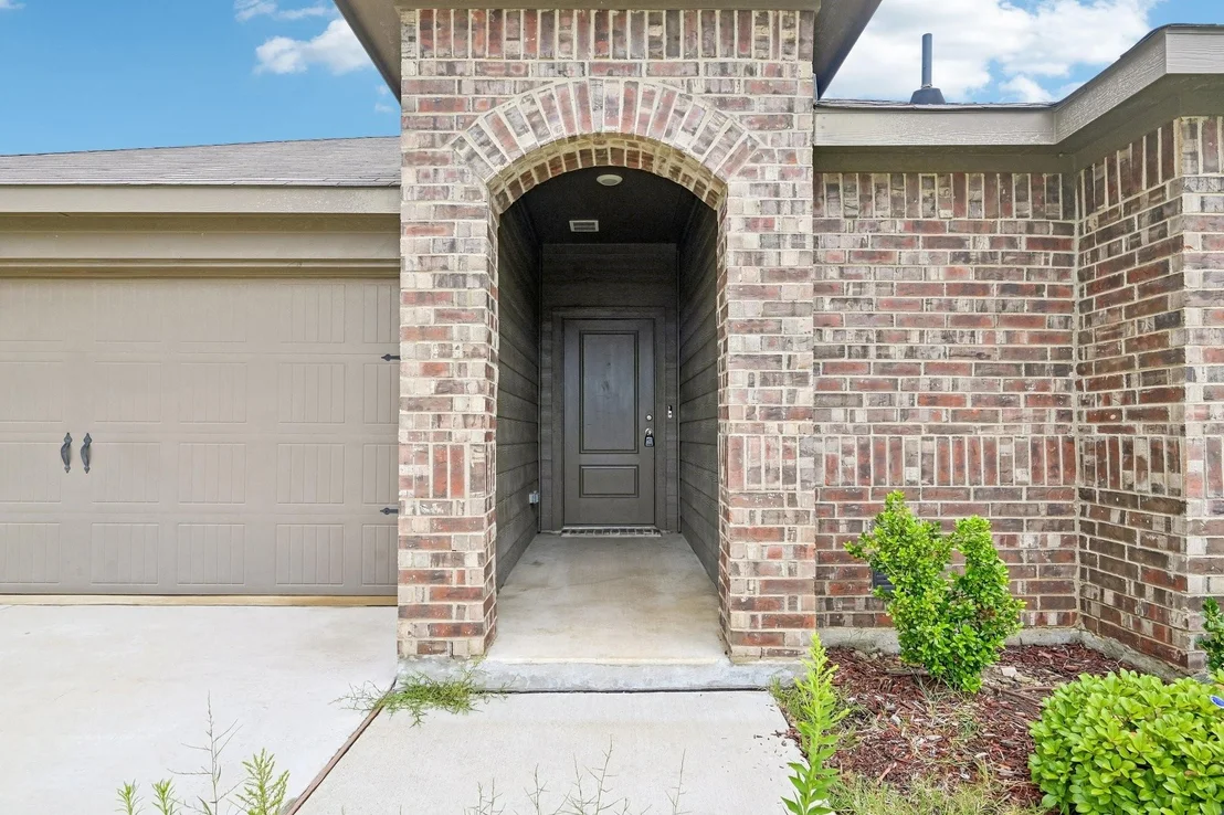 Photo of 1015 Serena Drive