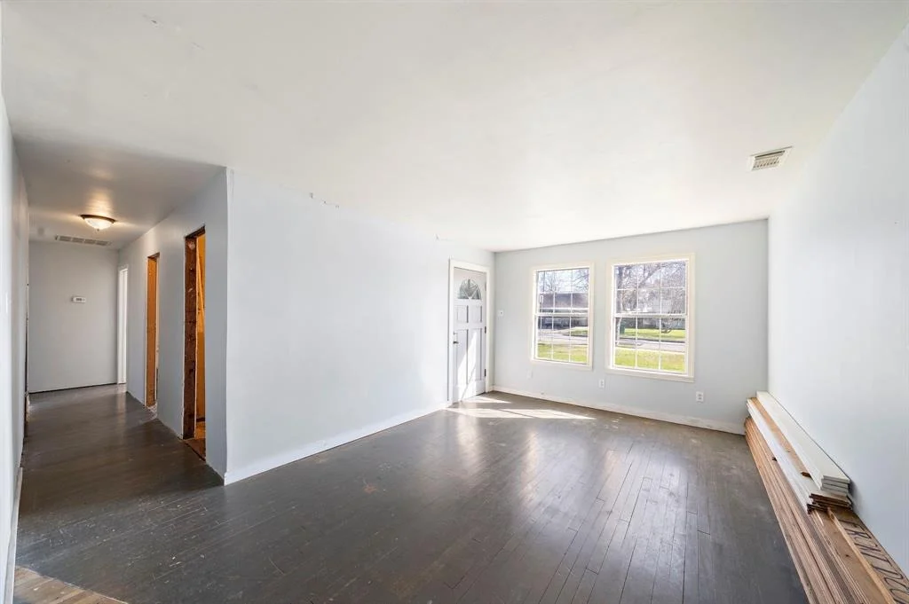 Photo of 1000 W Thomas Avenue