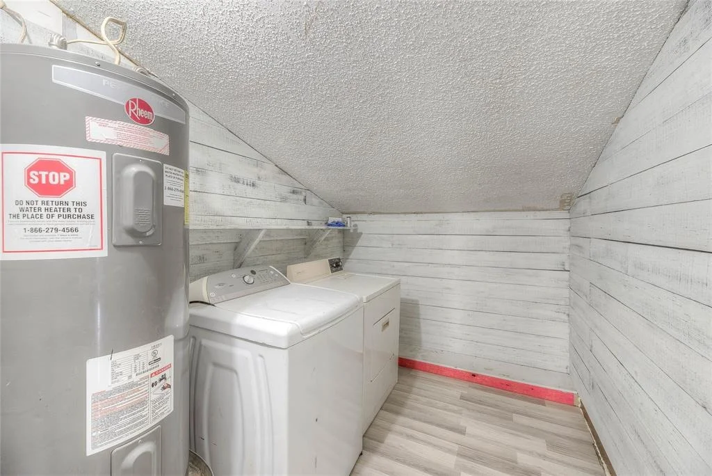 Photo of 20 W Oakridge Drive
