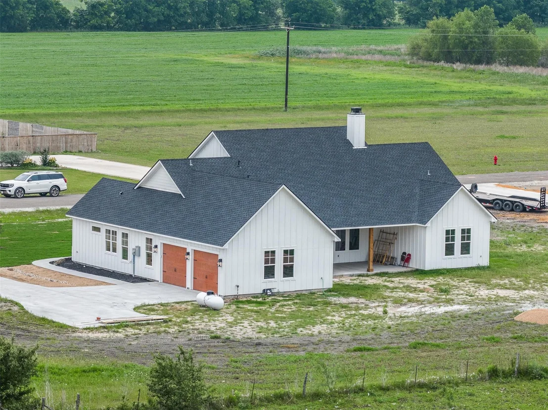 Photo of 112 Court Side Drive