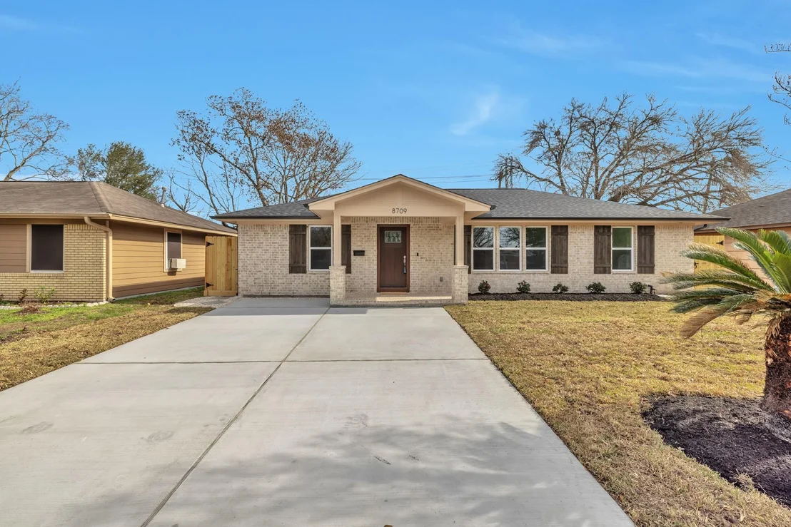 Photo of 8709 Tarbell Road