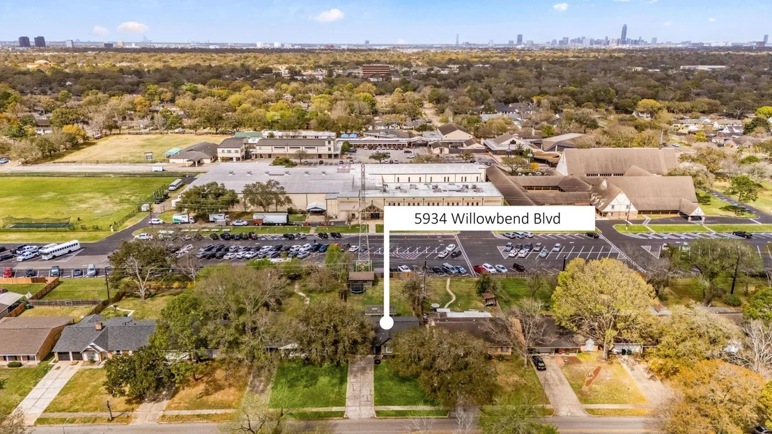 Photo of 5934 Willowbend Boulevard