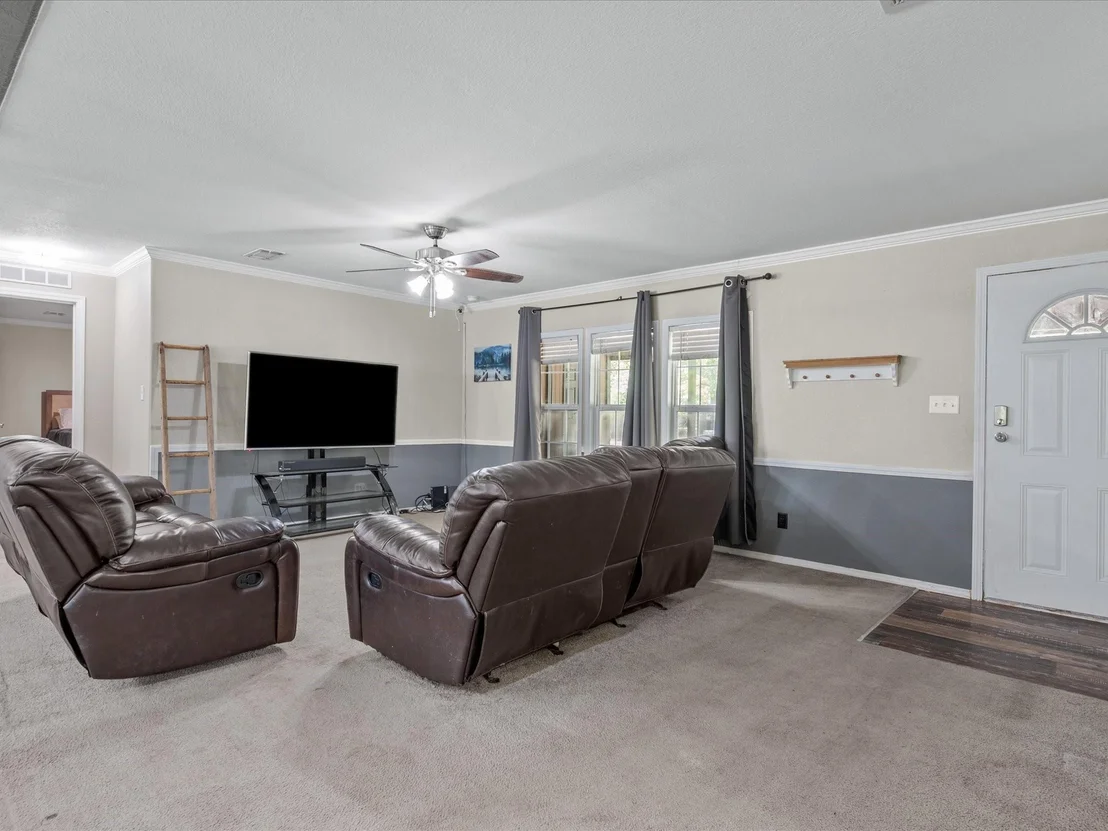 Photo of 11197 Artic Circle